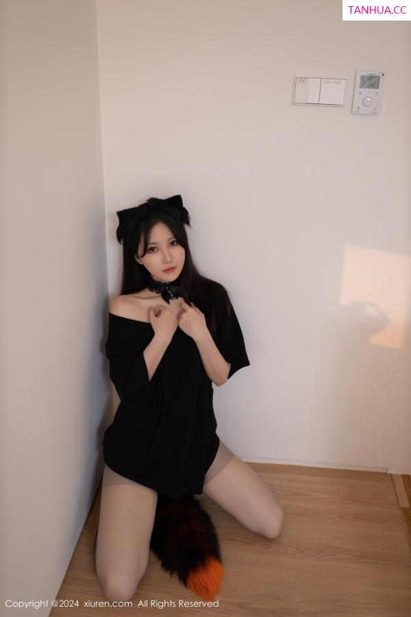 鱼子酱fish  [XiuRen]高清写真图 2024.10.18 No.9314 鱼子酱Fish 美腿黑丝第9张图片